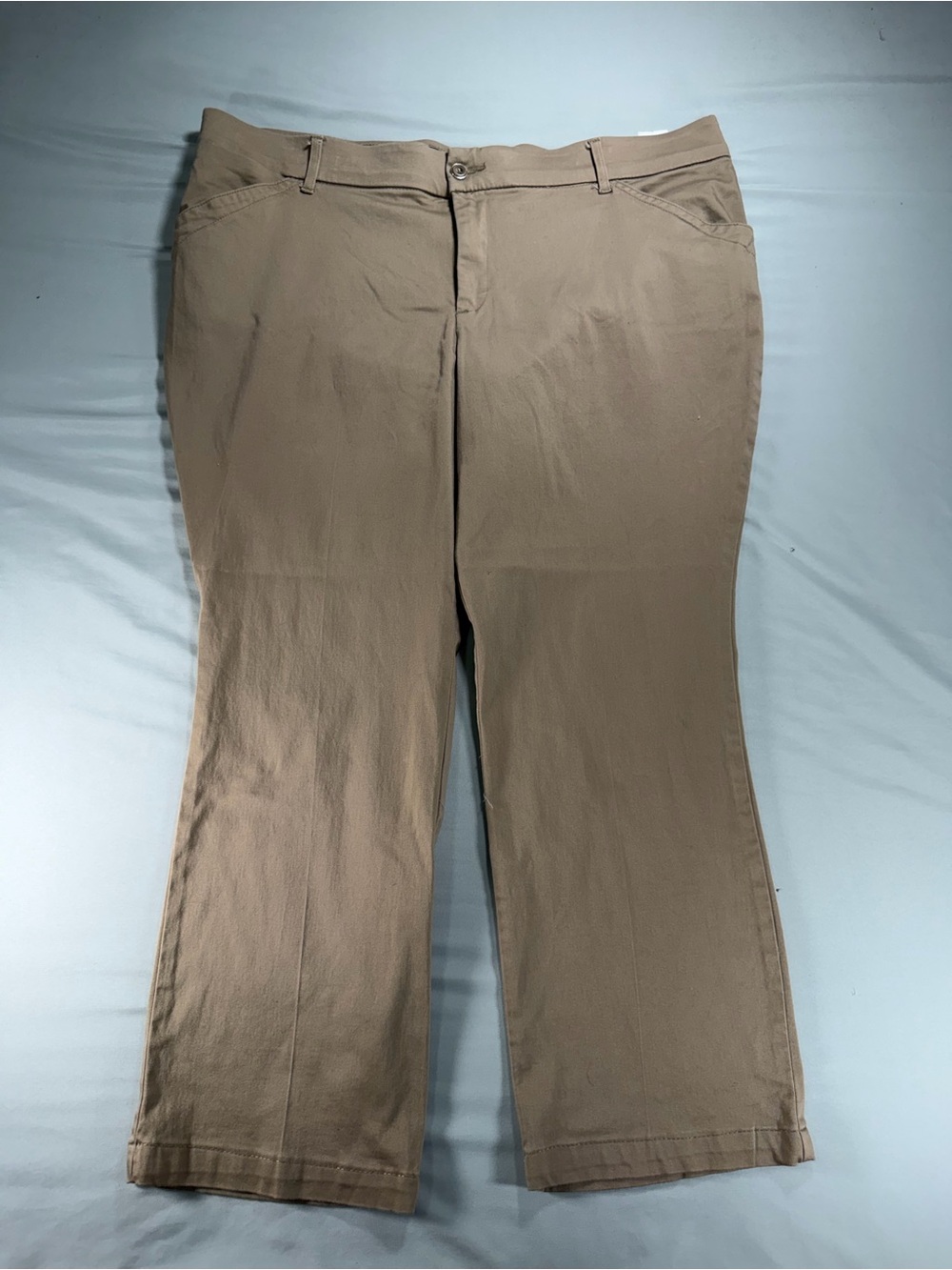 Lee Plus 22W Petite Flex Motion Mid Rise Straight Leg Khaki Pants #1053